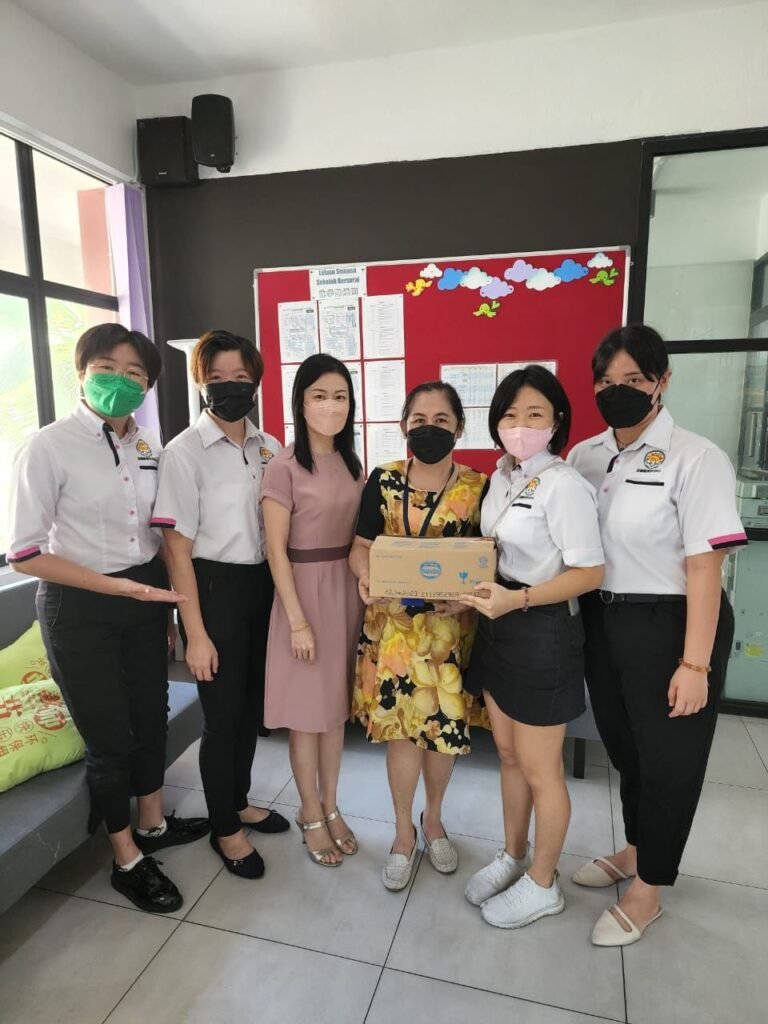 雪兰莪沙登新村国民型华文小学 (一校)教师节